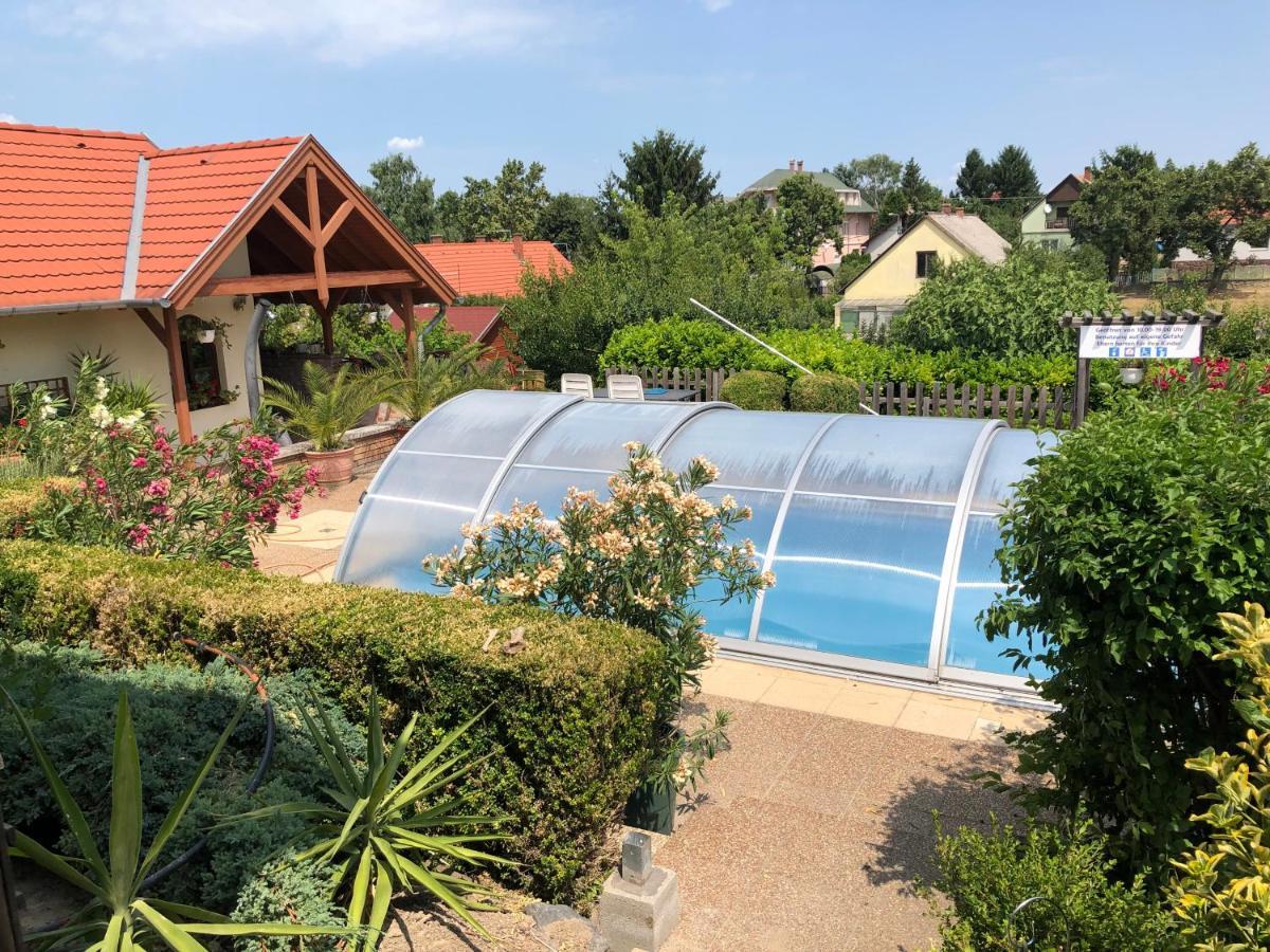 Haus Marika Hotel Siofok Bagian luar foto
