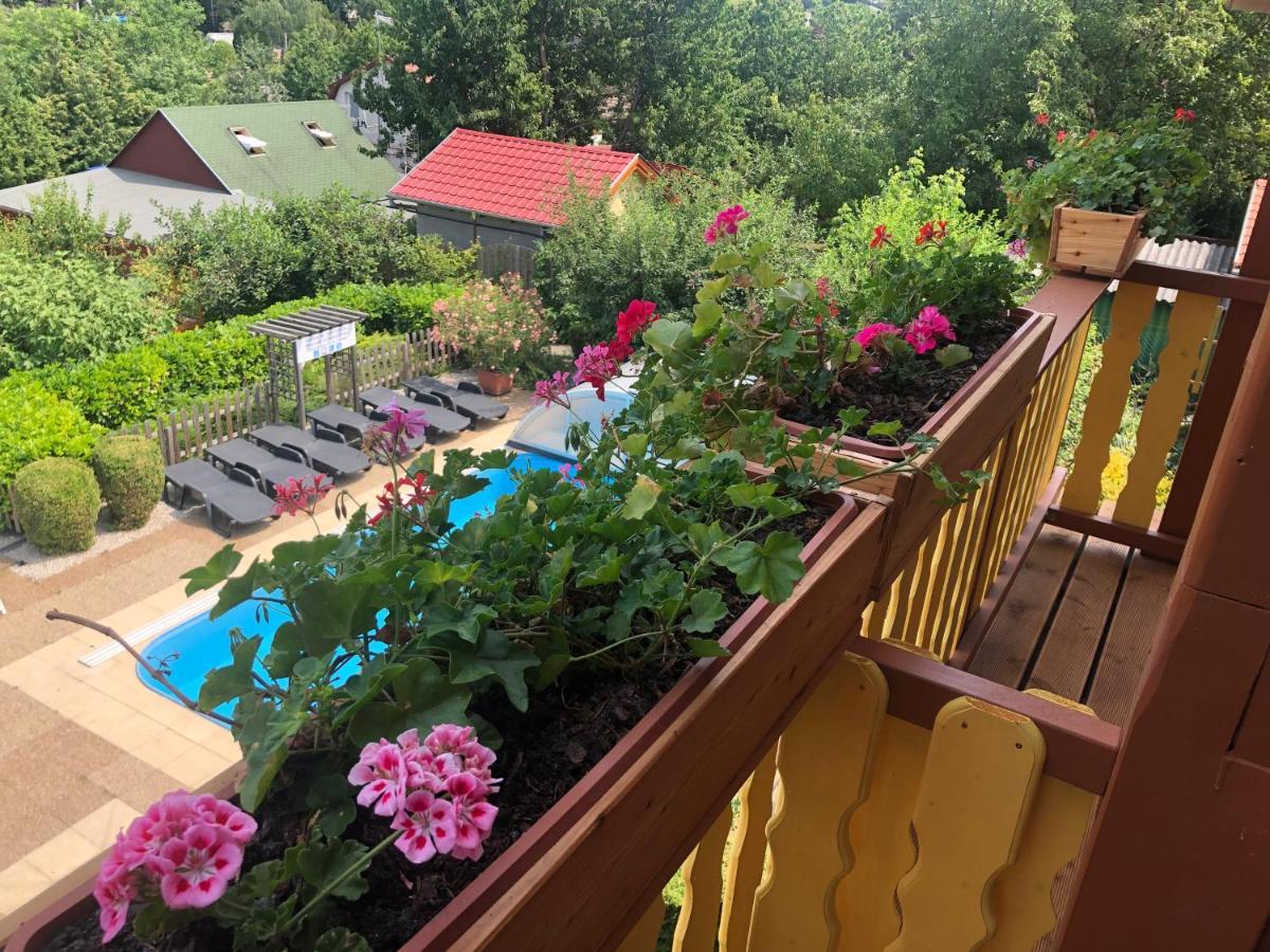 Haus Marika Hotel Siofok Bagian luar foto