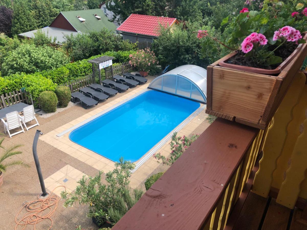 Haus Marika Hotel Siofok Bagian luar foto