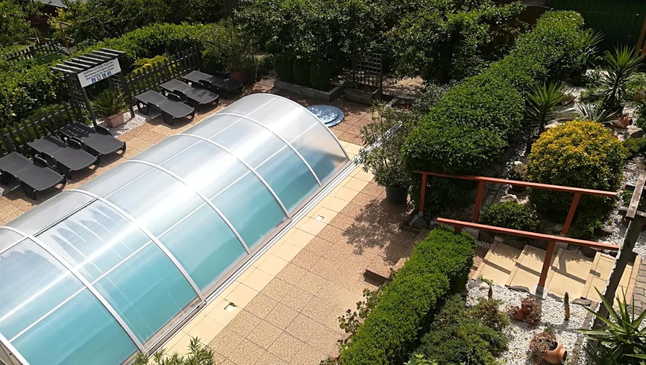 Haus Marika Hotel Siofok Bagian luar foto