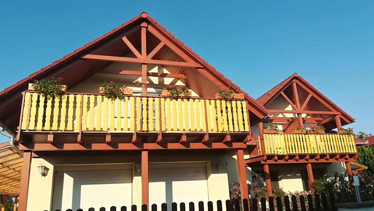 Haus Marika Hotel Siofok Bagian luar foto