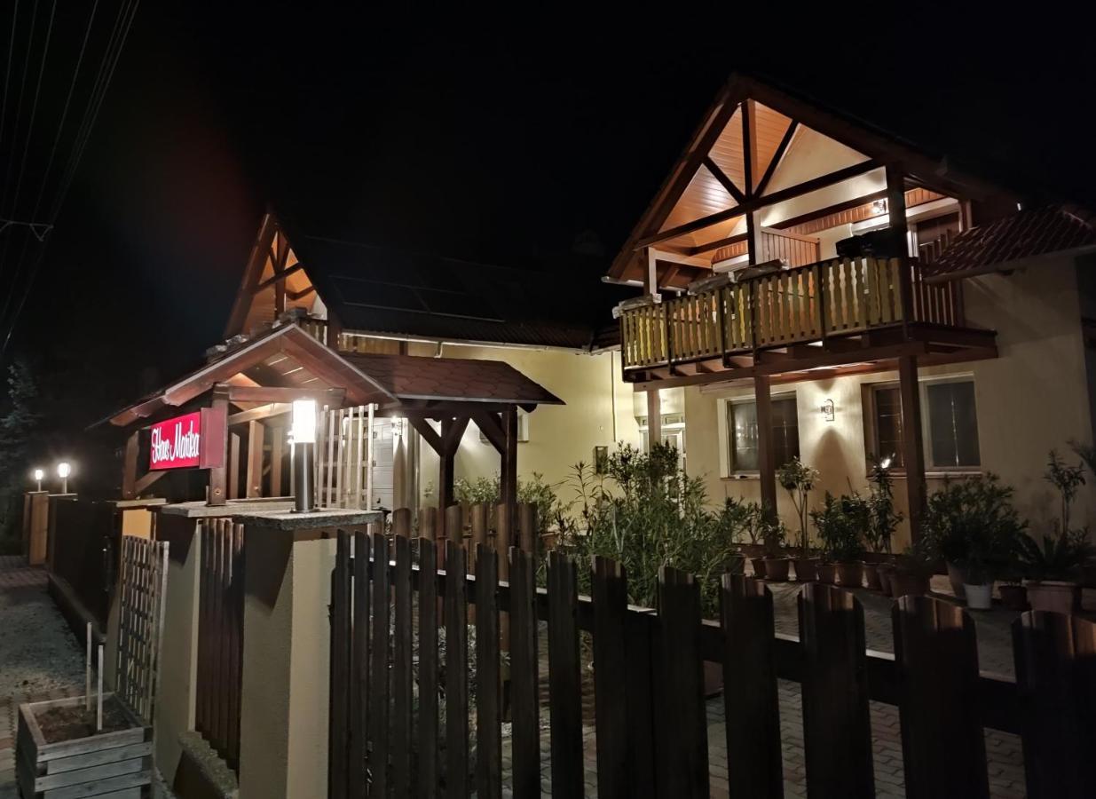Haus Marika Hotel Siofok Bagian luar foto