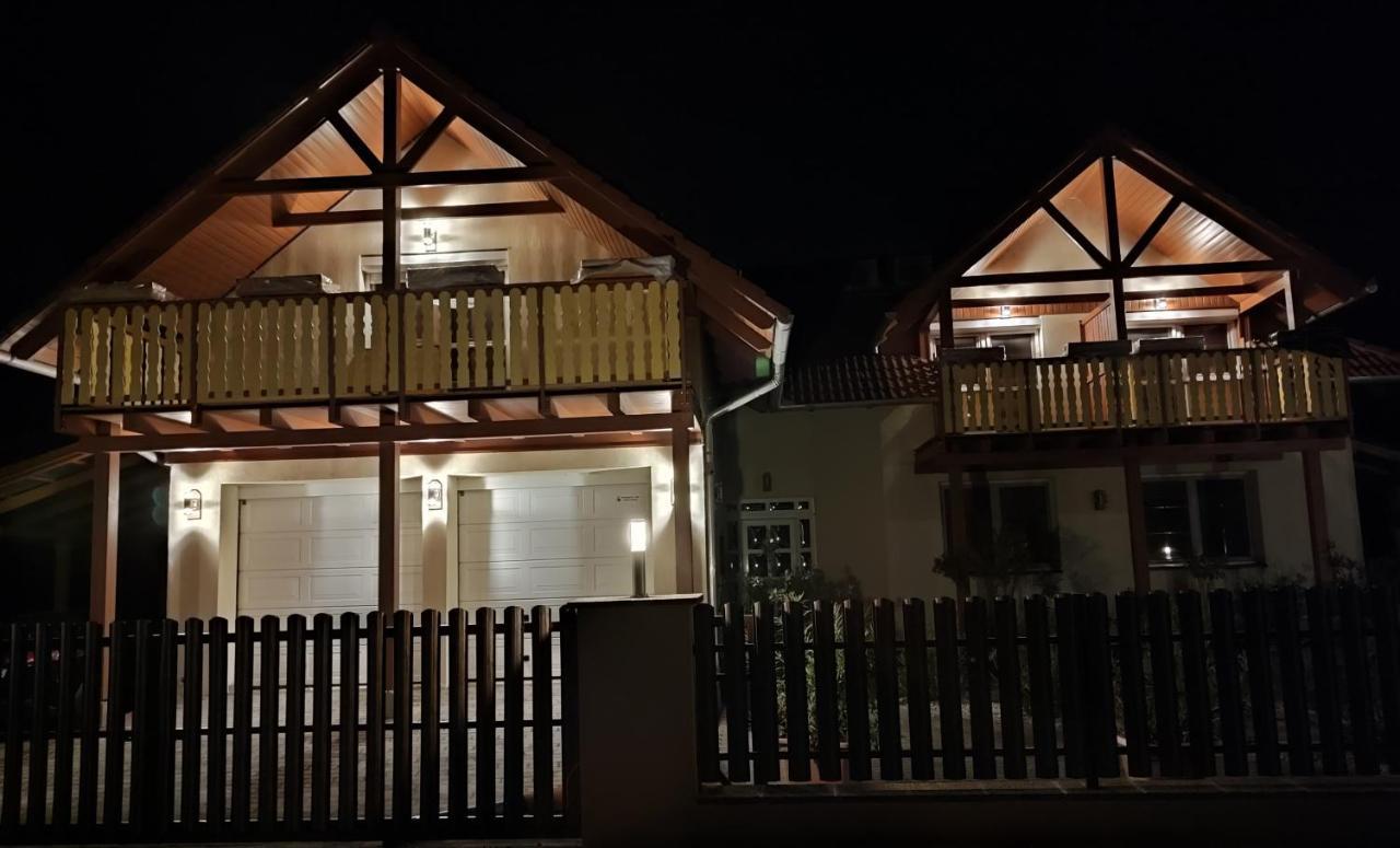 Haus Marika Hotel Siofok Bagian luar foto