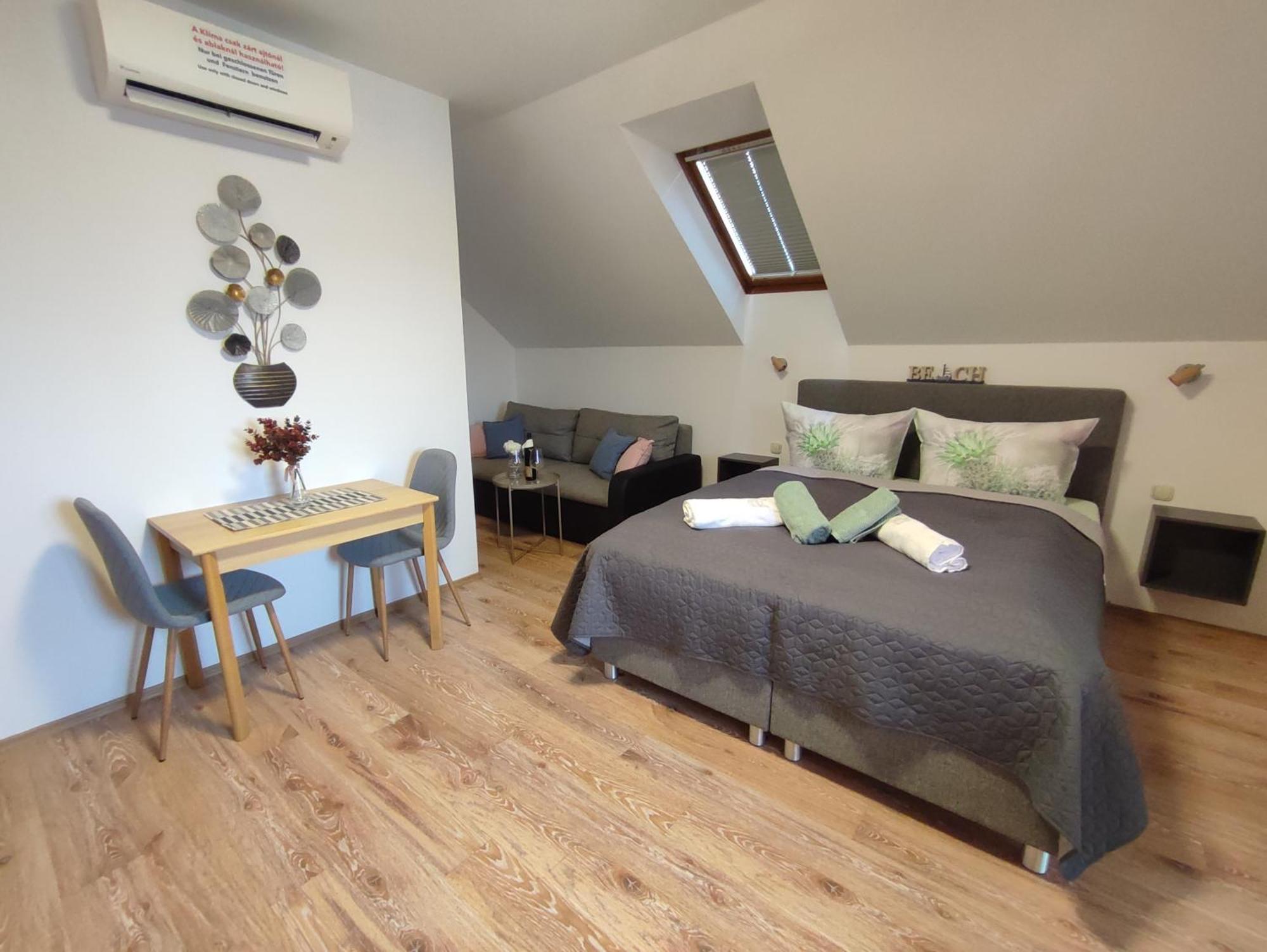 Haus Marika Hotel Siofok Bagian luar foto