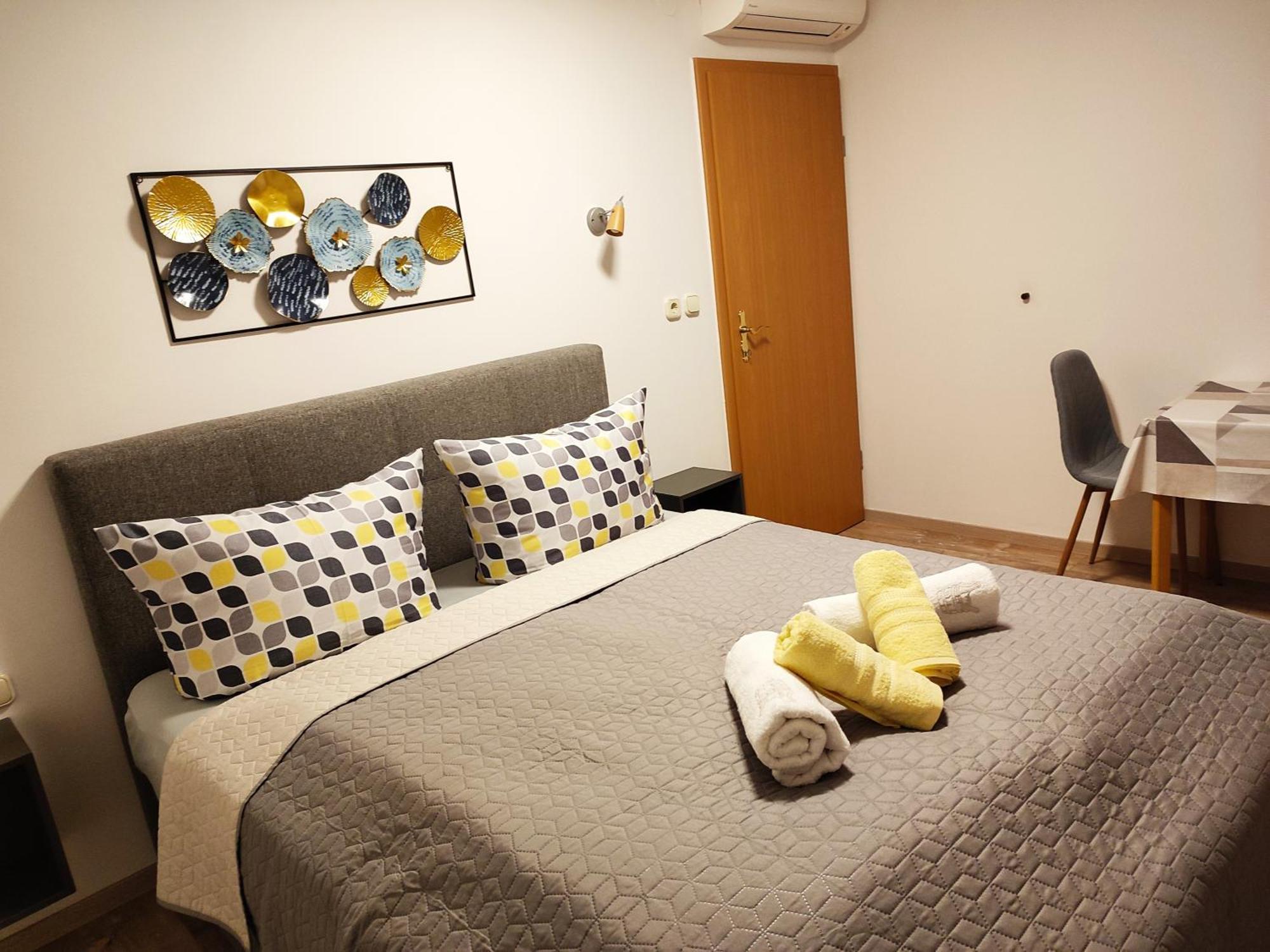 Haus Marika Hotel Siofok Bagian luar foto